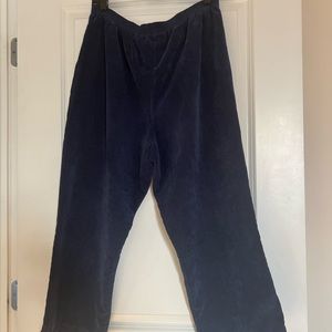 Alfred Dunner Petite Corduroy Pants in Navy - very good condition- Size 16P